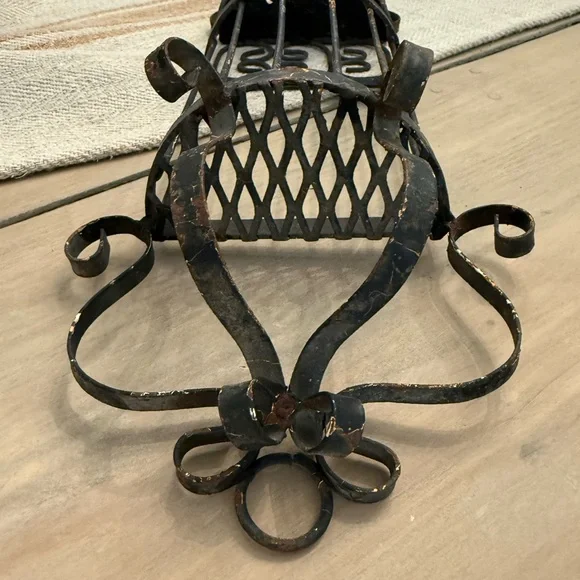 Vintage Rustic Chippy Black Metal Candle Holder - Picture 6 of 15